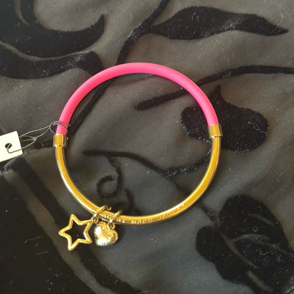 Marc by Marc Jacobs Knockout Pink and Gold Bangle Bracelet with Gold Charm NWT